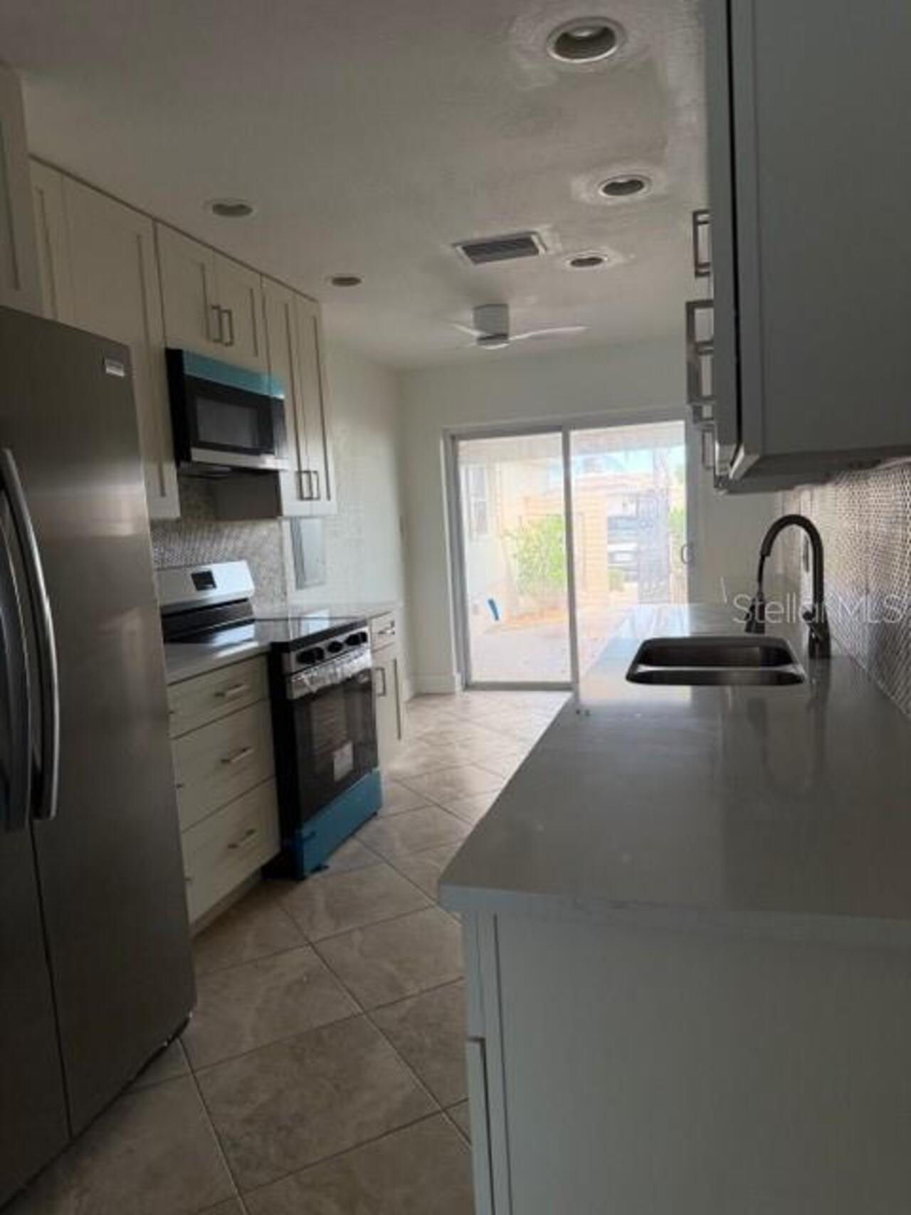 Listing Photo 10