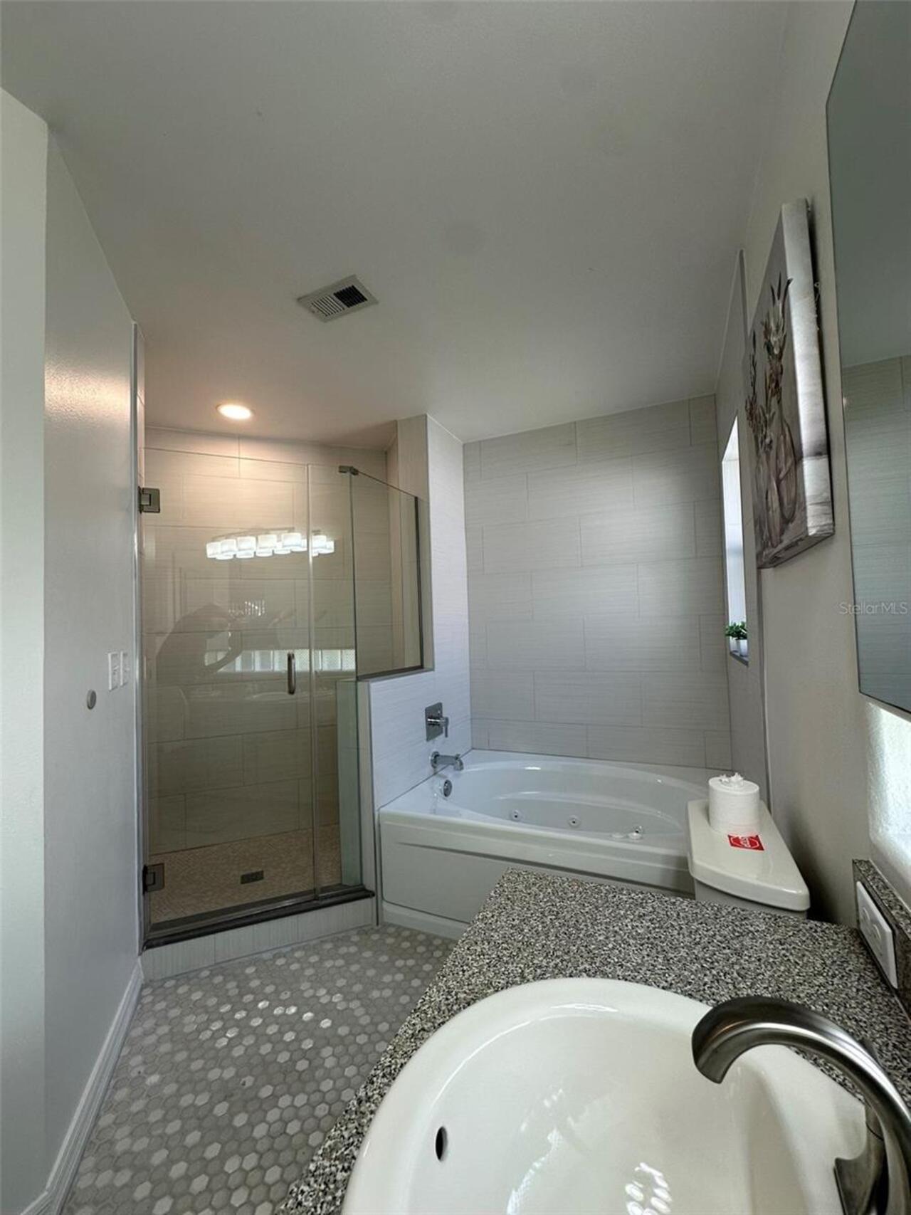 Listing Photo 20