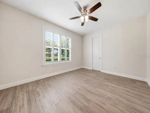 Listing Photo 35