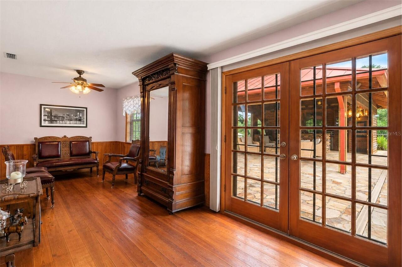 Listing Photo 16