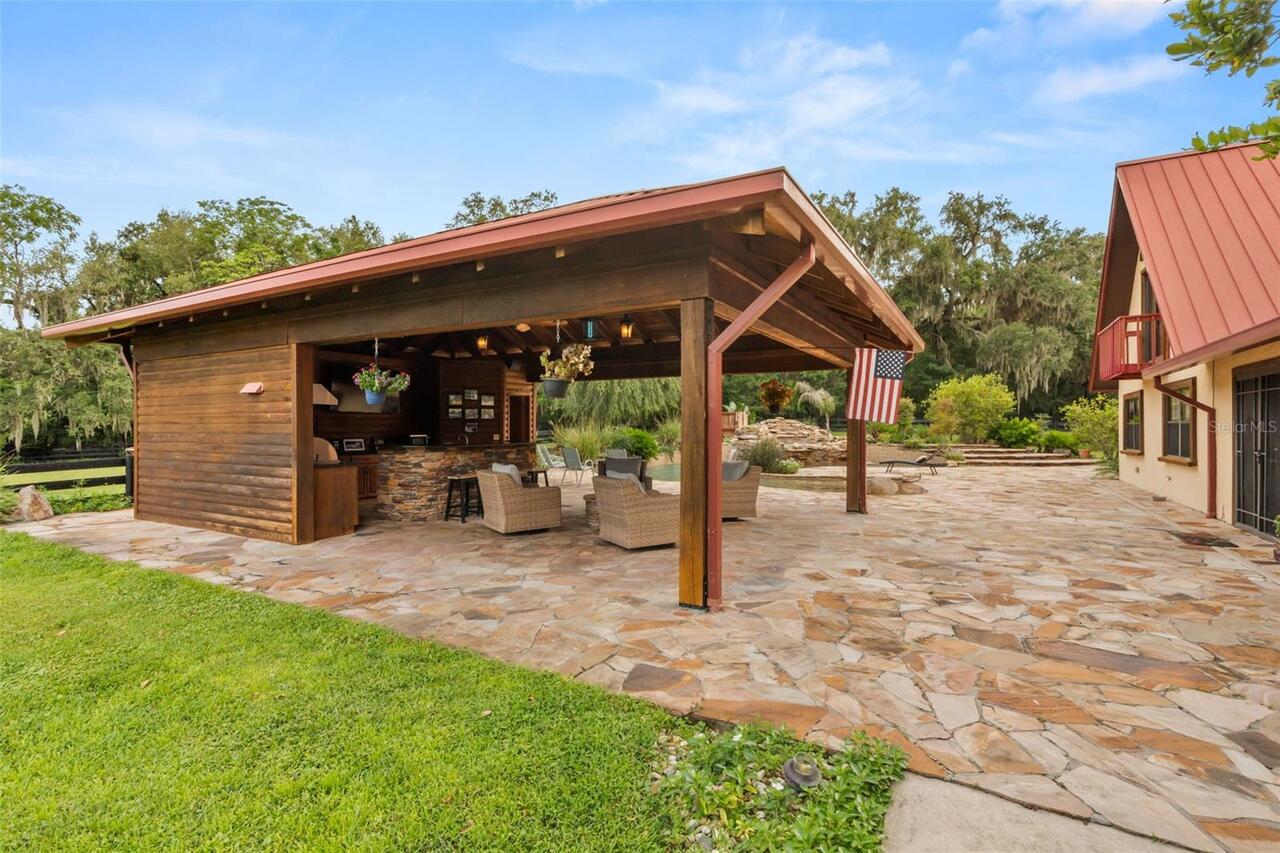 Listing Photo 18