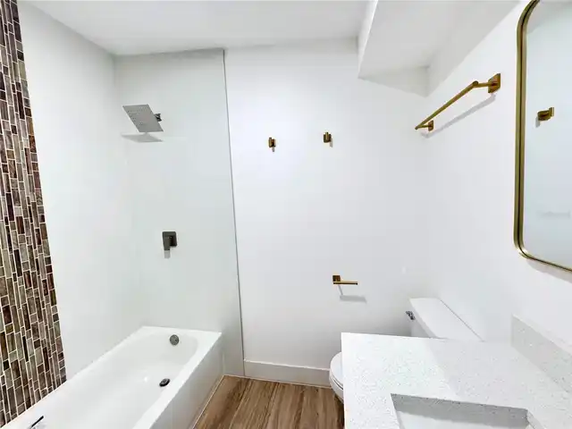 Listing Photo 15