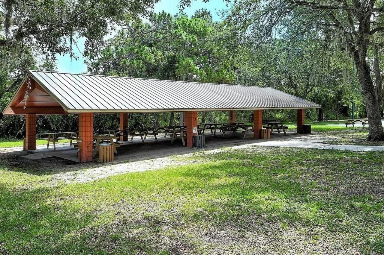Listing Photo 34