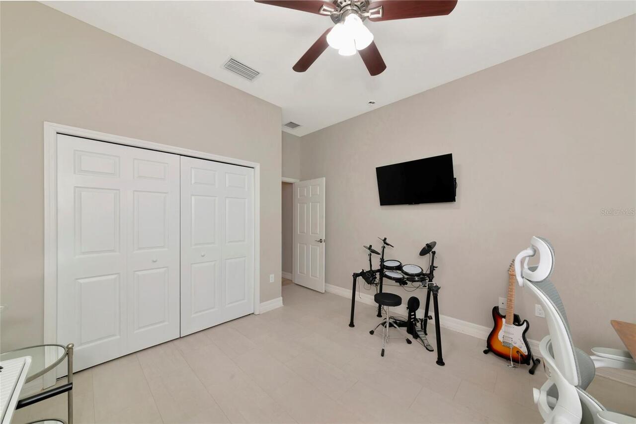 Listing Photo 26