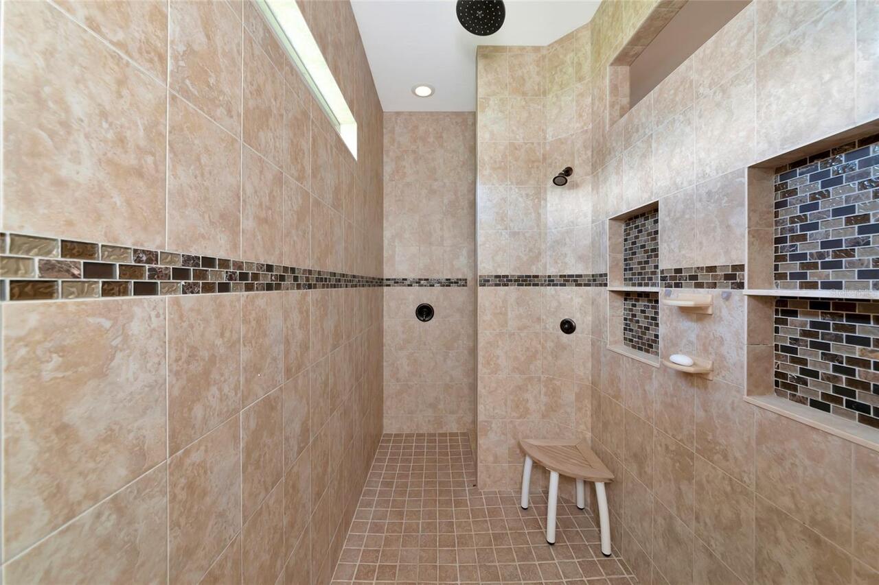 Listing Photo 34