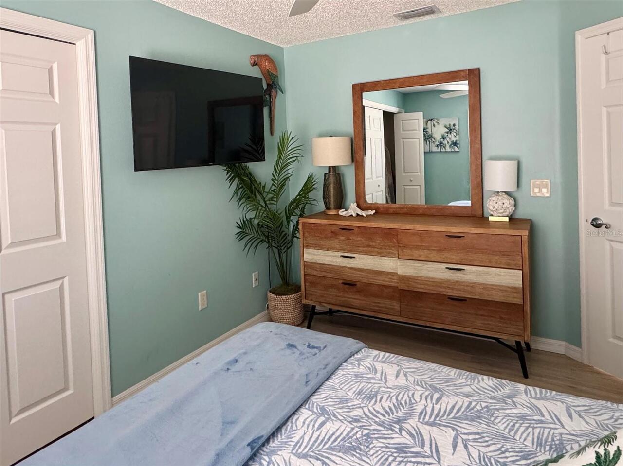 Listing Photo 25