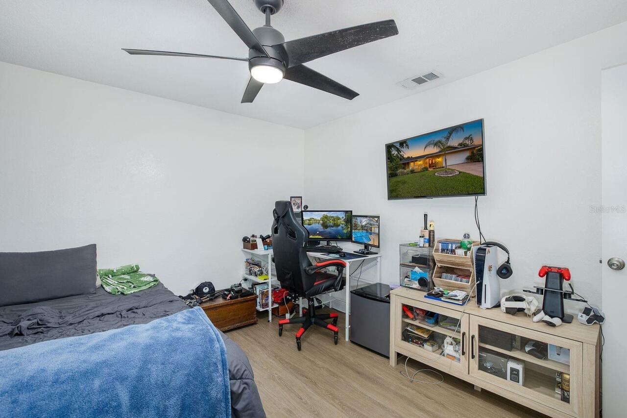 Listing Photo 26