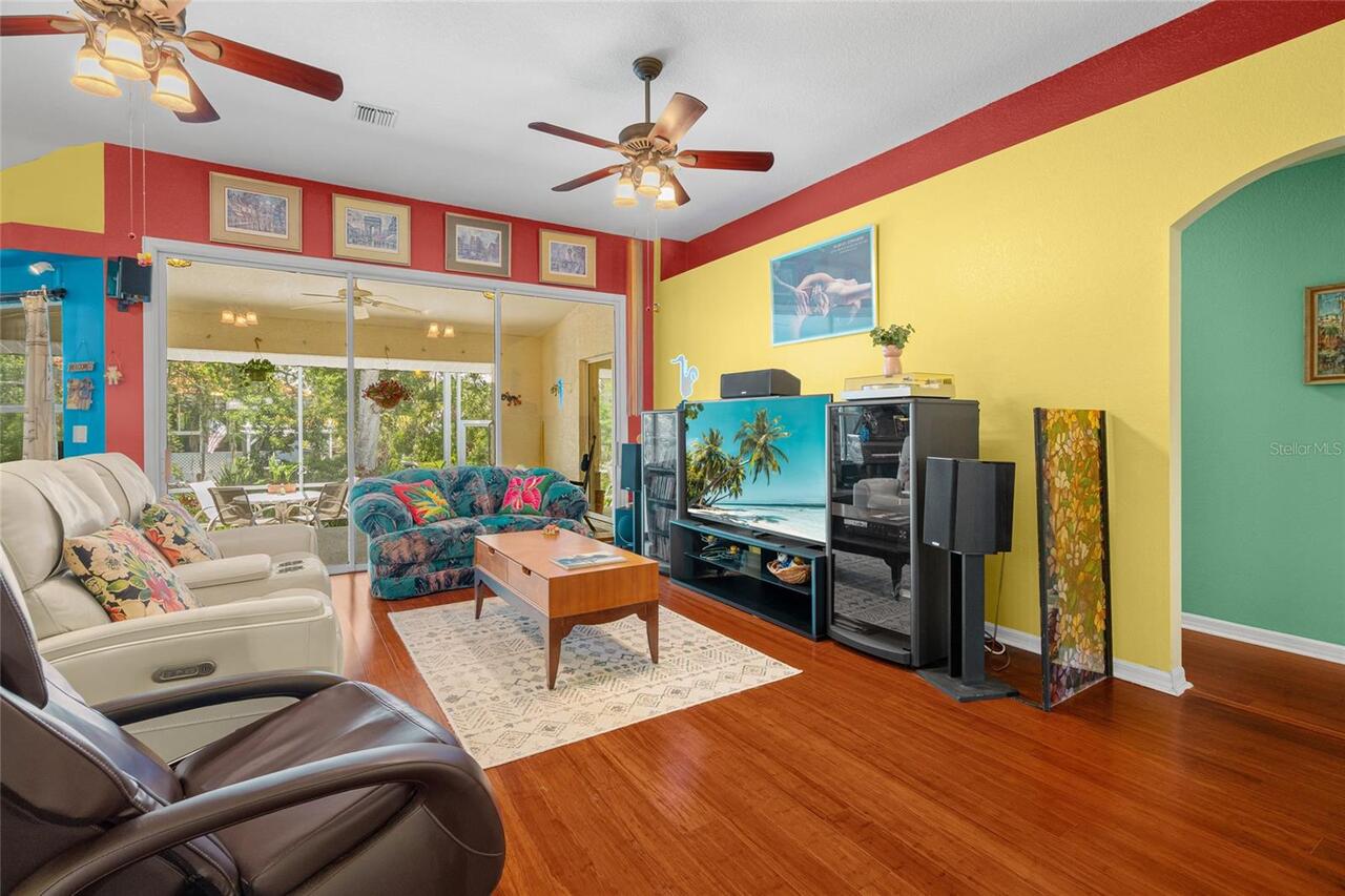 Listing Photo 17