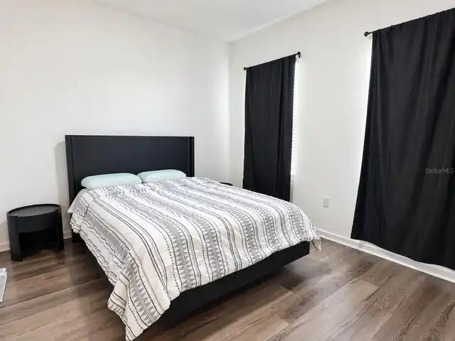 Listing Photo 17