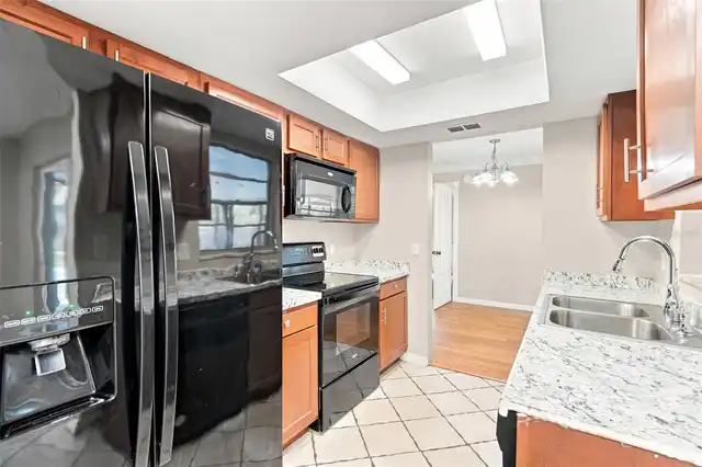 Listing Photo 13