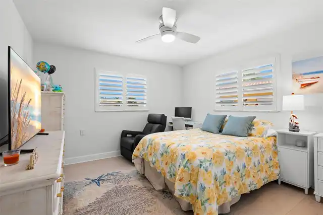 Listing Photo 32