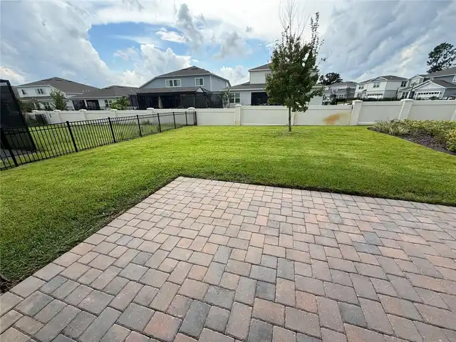 Listing Photo 28