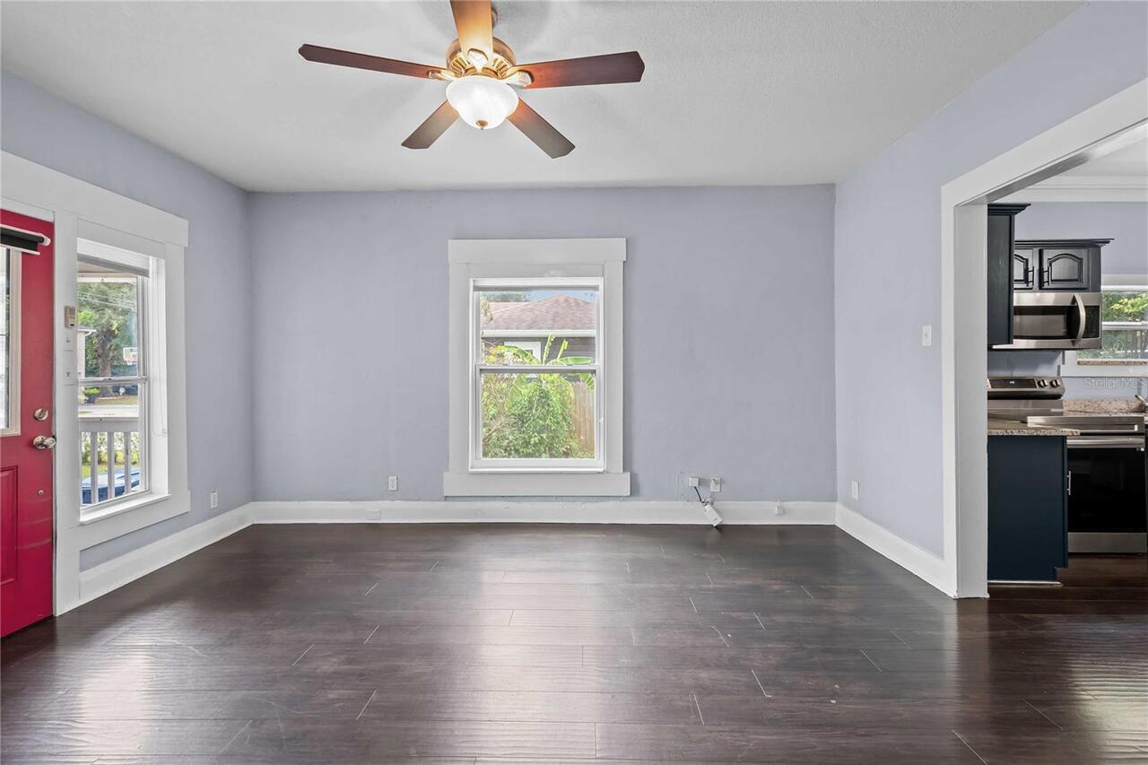 Listing Photo 10