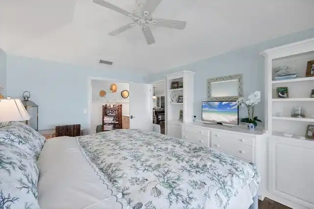 Listing Photo 12