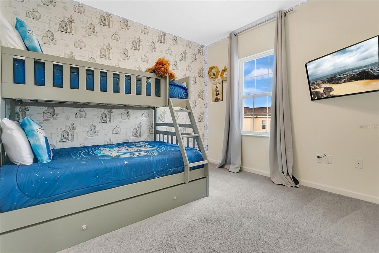 Listing Photo 18