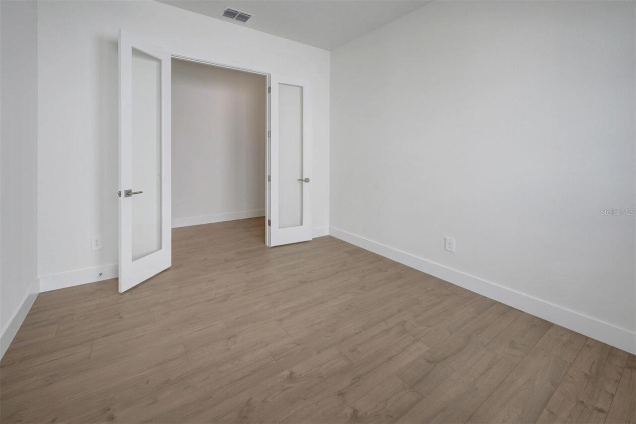 Listing Photo 33