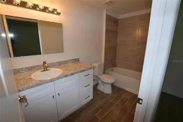 Listing Photo 13