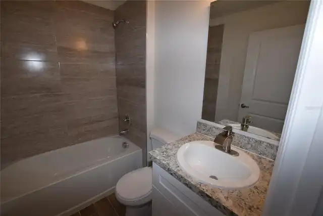 Listing Photo 18