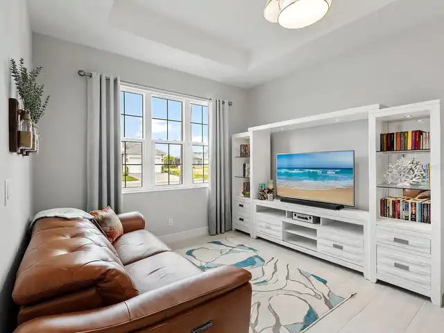 Listing Photo 10