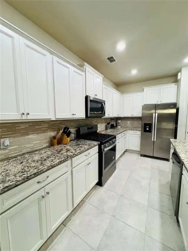 Listing Photo 7