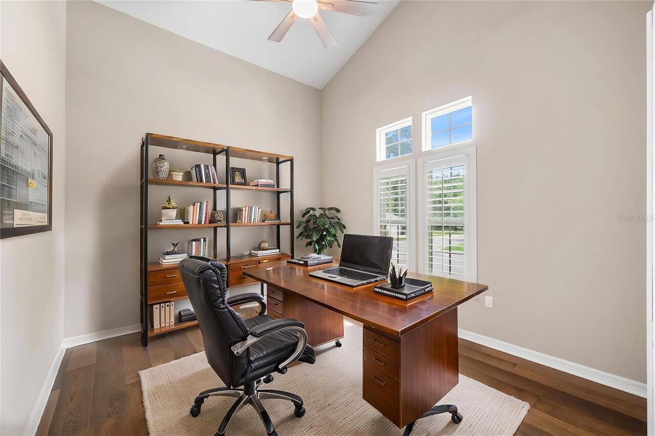 Listing Photo 10