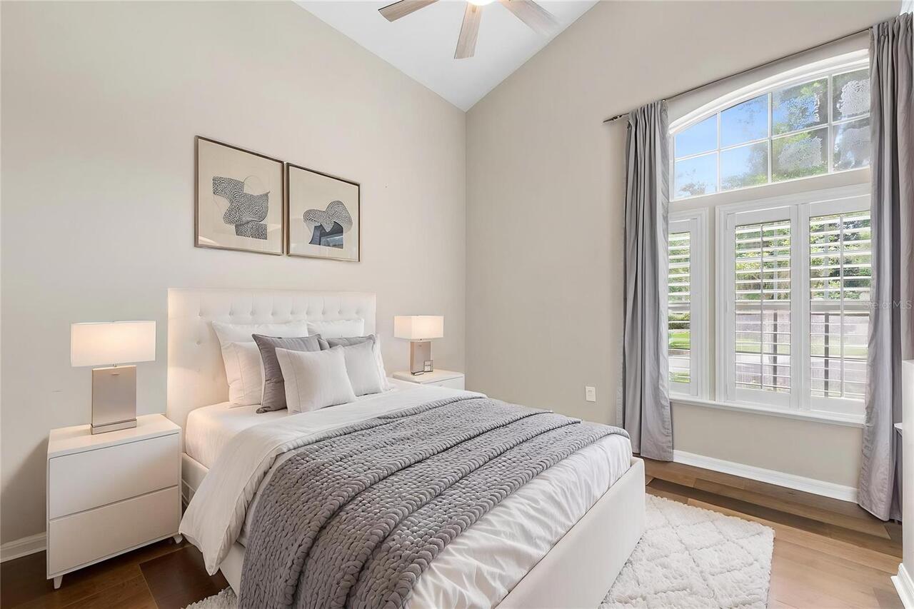 Listing Photo 18