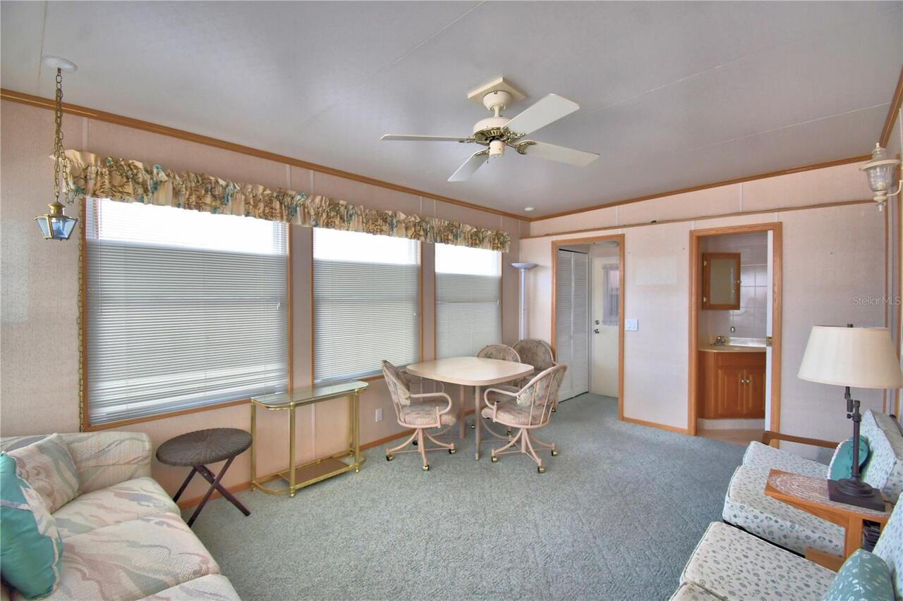 Listing Photo 8