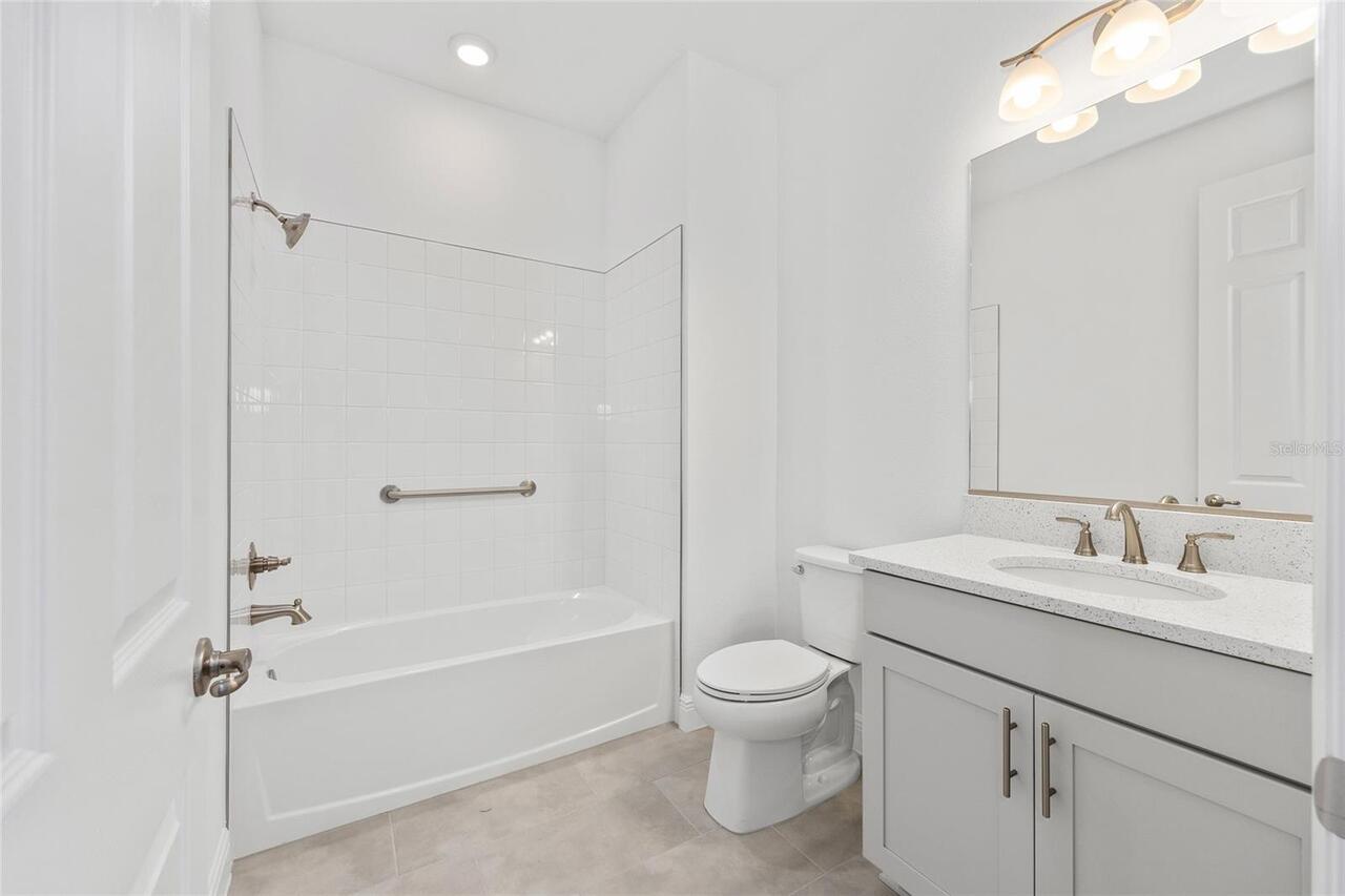 Listing Photo 9