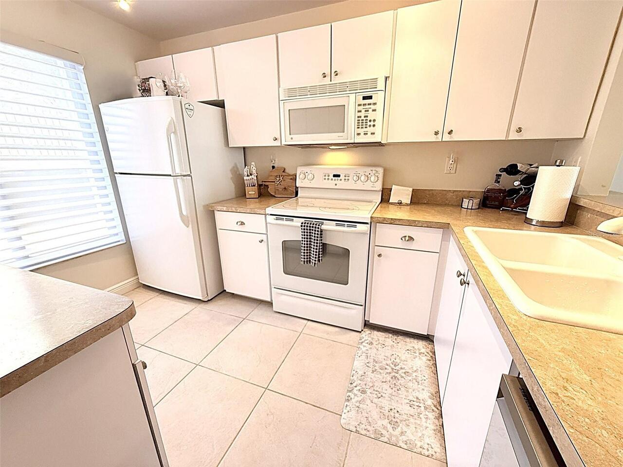 Listing Photo 8