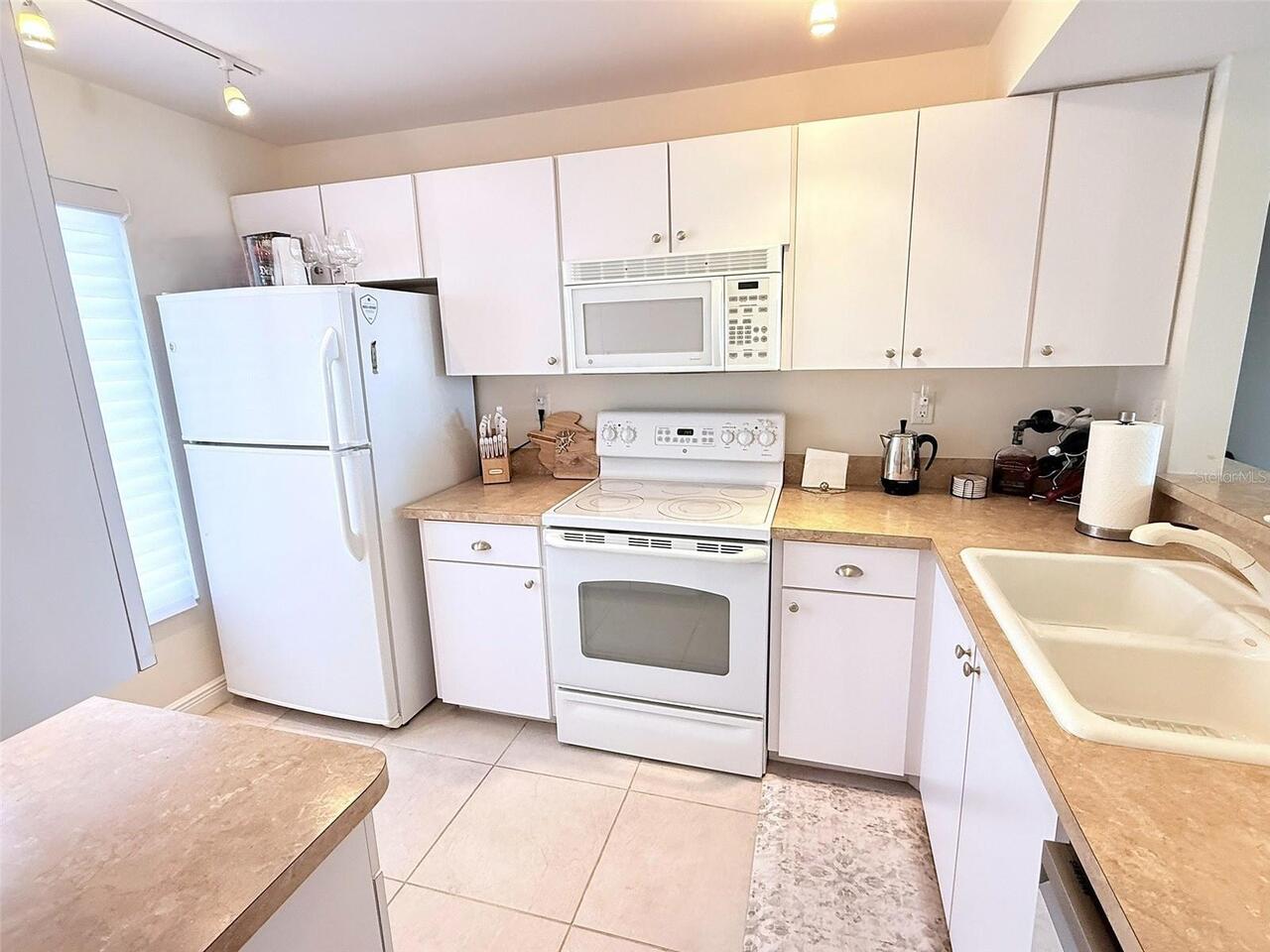 Listing Photo 11