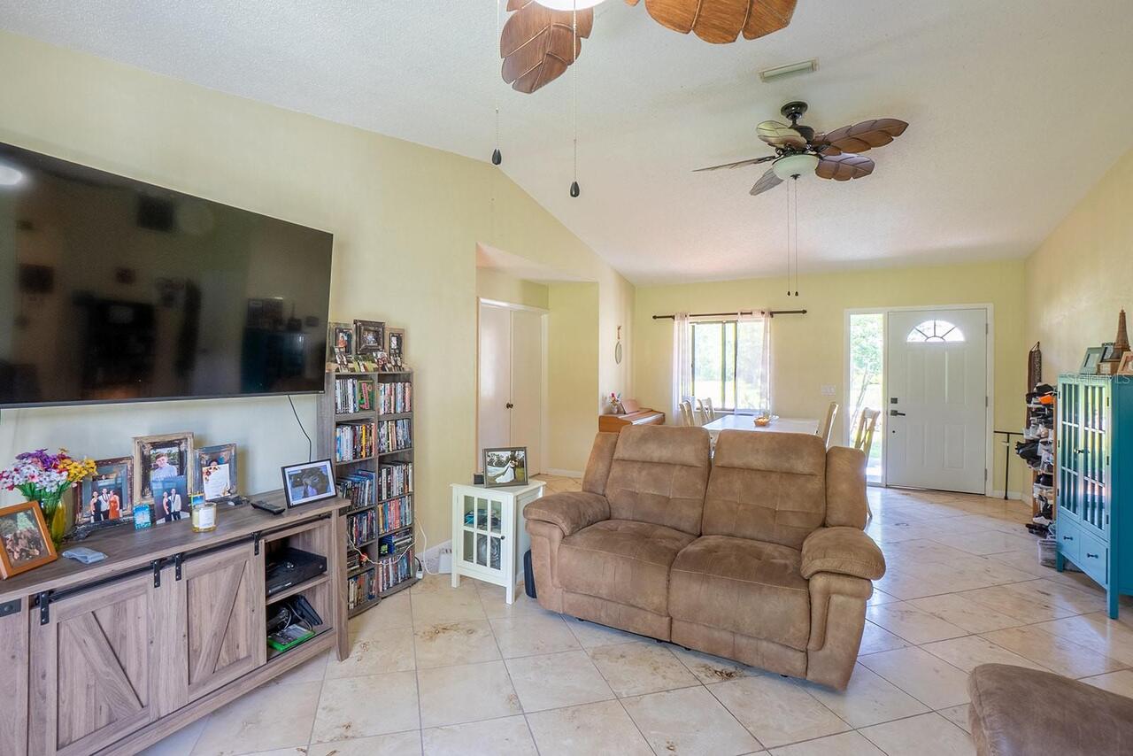 Listing Photo 7