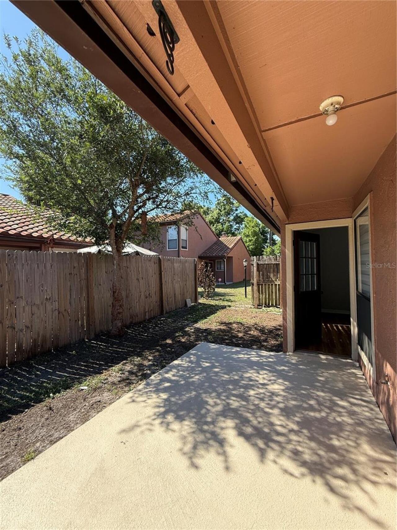 Listing Photo 8