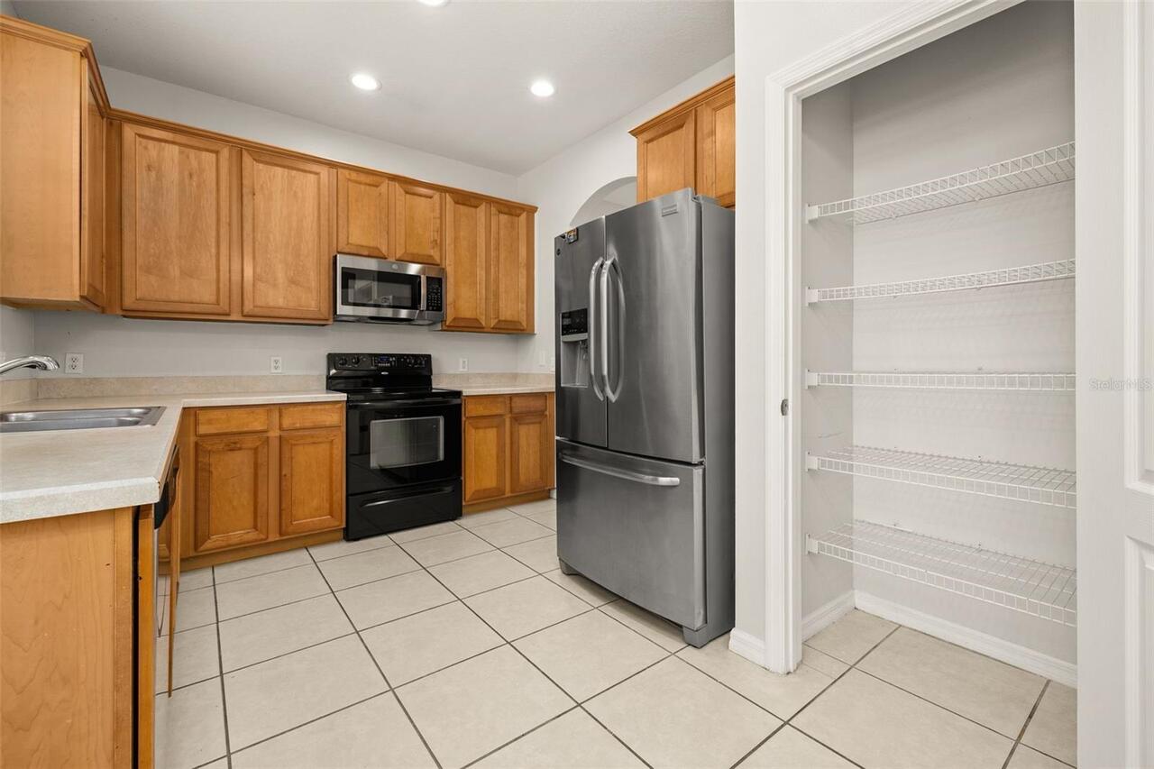 Listing Photo 9
