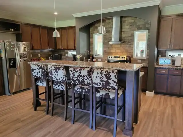 Listing Photo 17