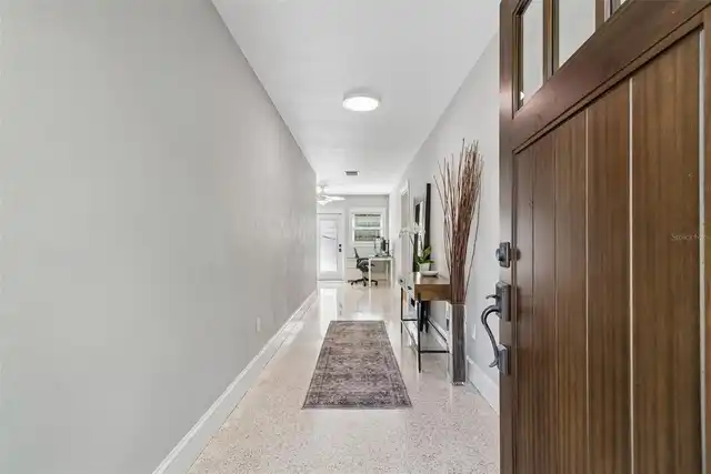 Listing Photo 8