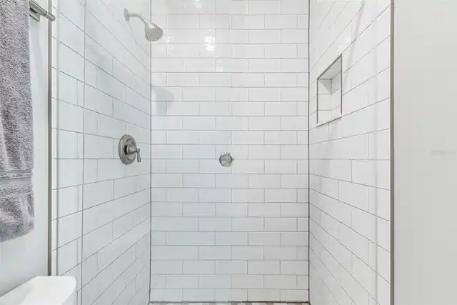 Listing Photo 43