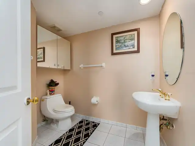 Listing Photo 37