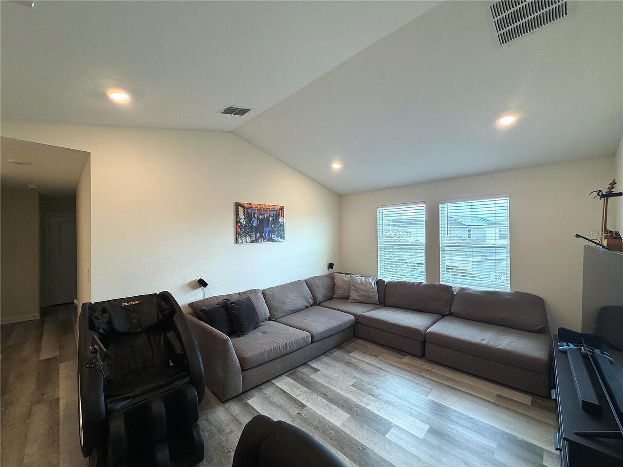Listing Photo 33