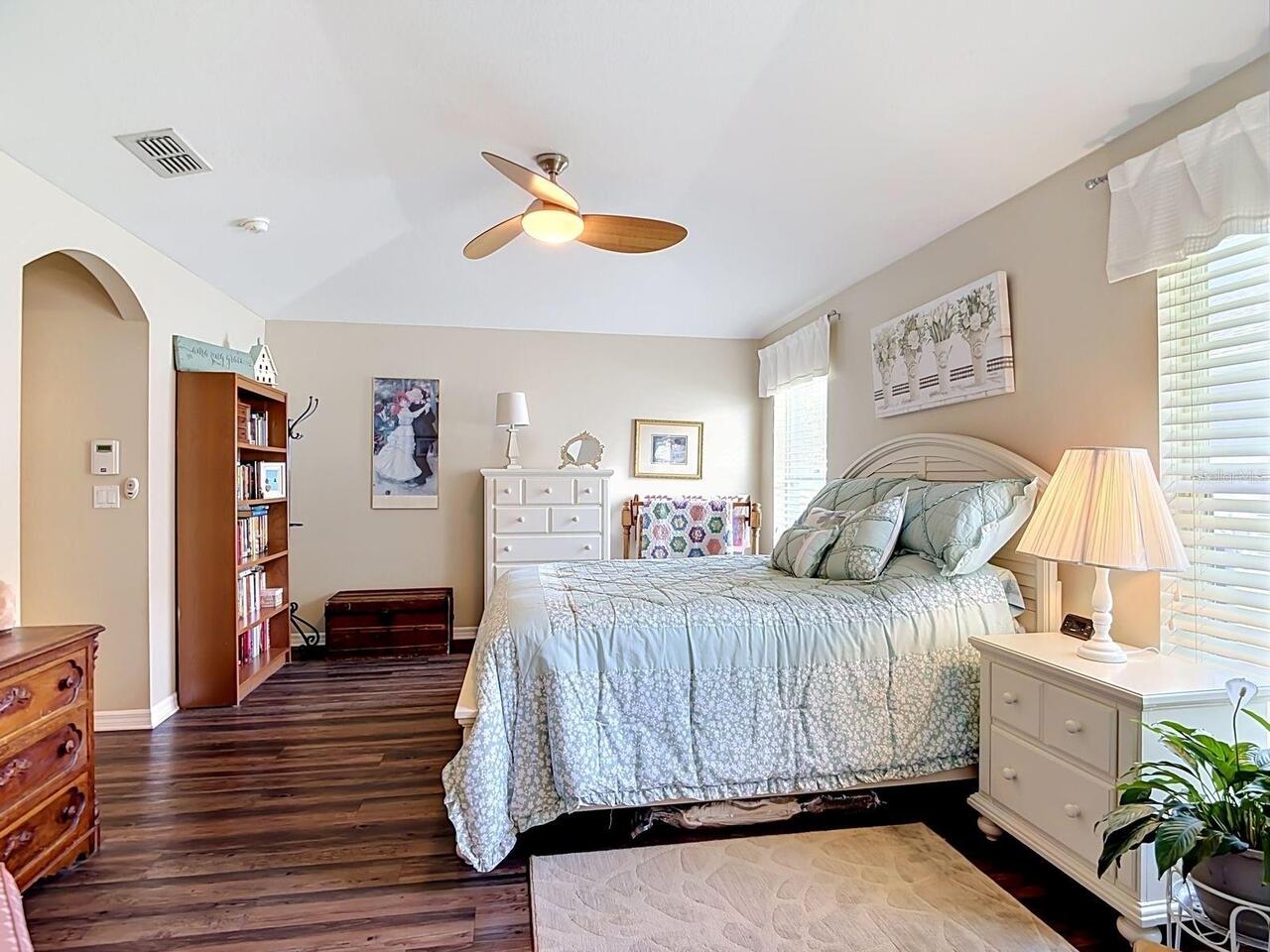 Listing Photo 23
