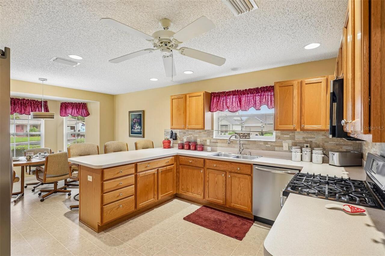 Listing Photo 17