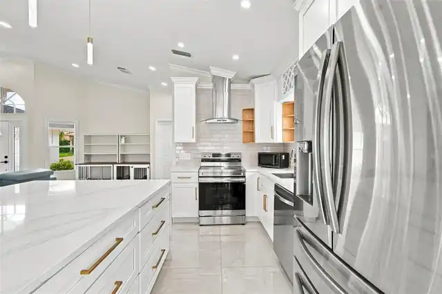 Listing Photo 16