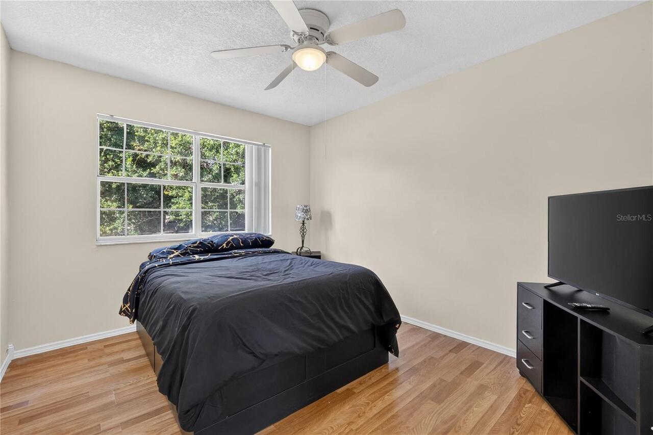 Listing Photo 14
