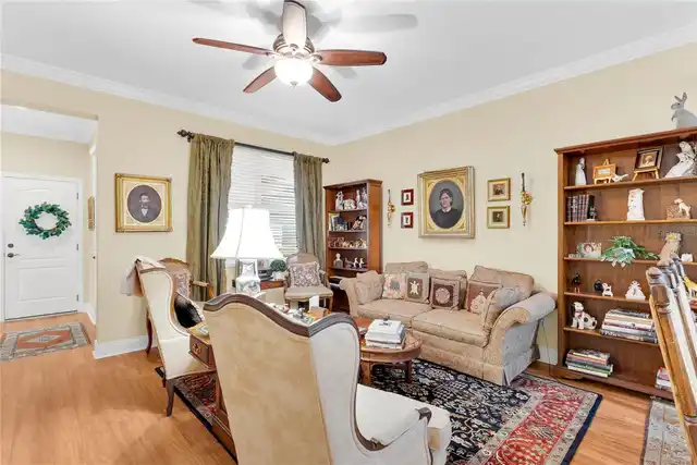 Listing Photo 16