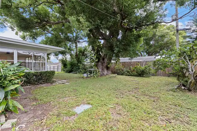Listing Photo 32