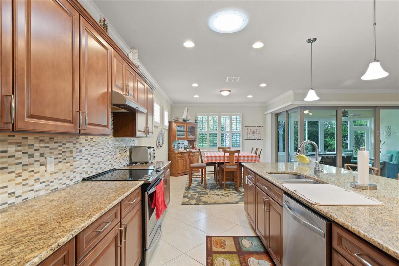 Listing Photo 16