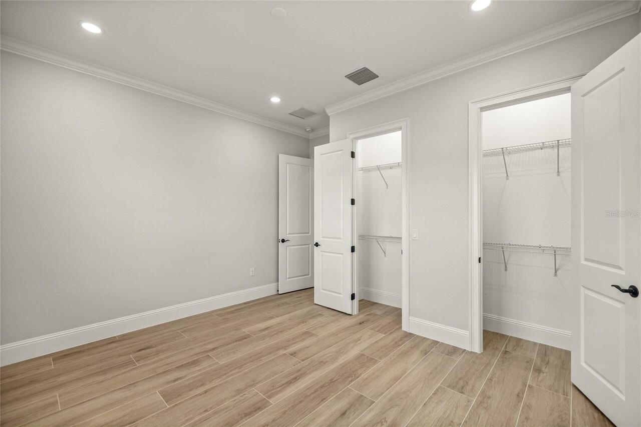 Listing Photo 33