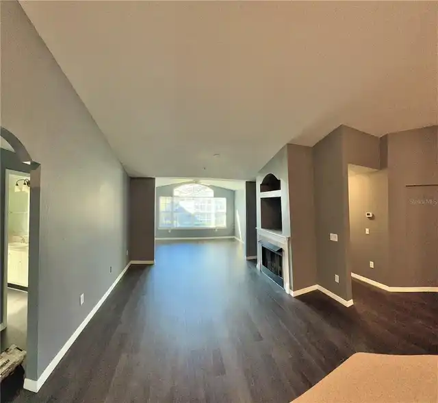 Listing Photo 7