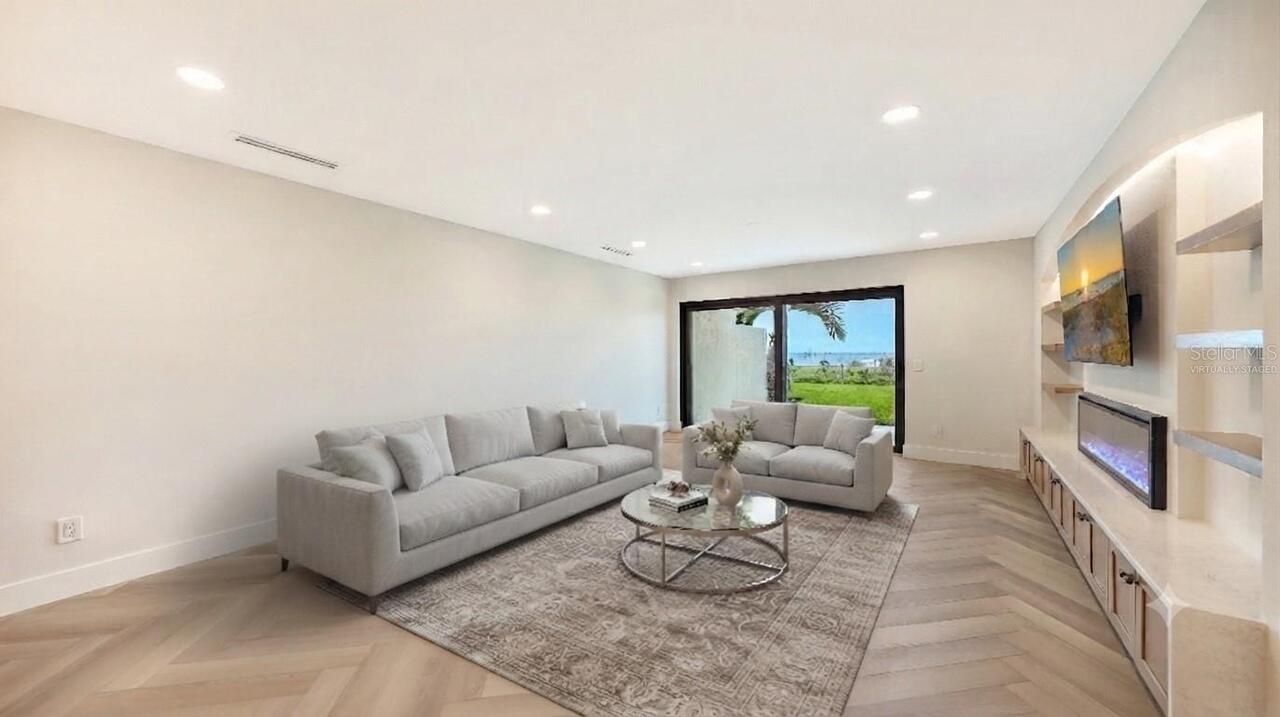 Listing Photo 12