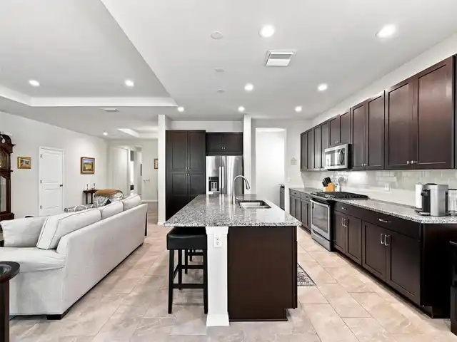 Listing Photo 15
