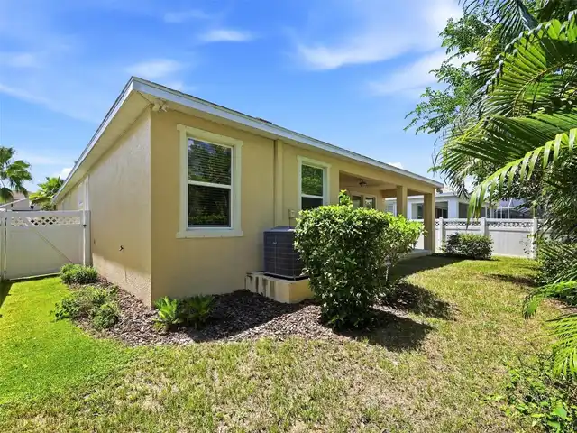 Listing Photo 34